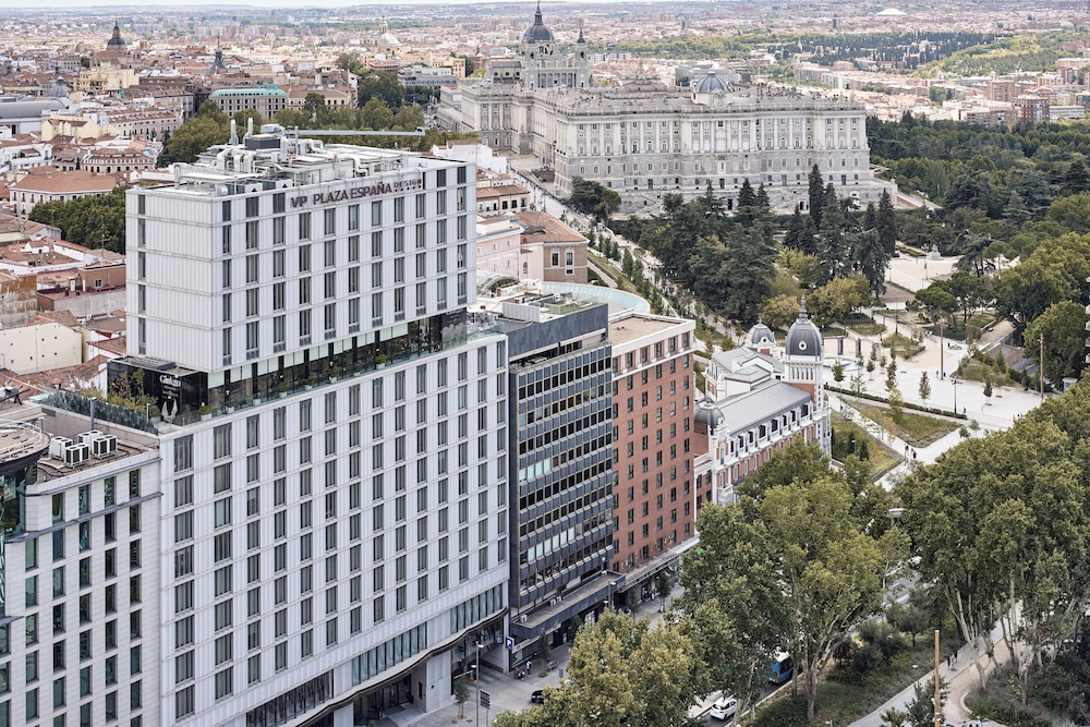 VP Plaza España Design - zdjęcie 3