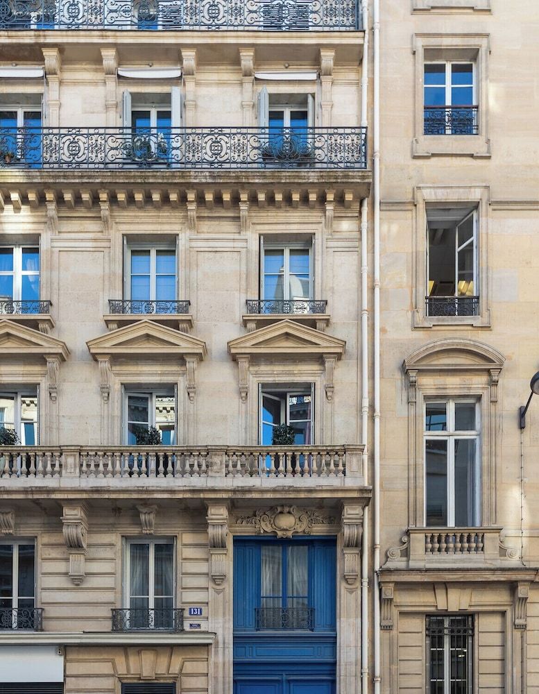 Hôtel de Berri Champs-Élysées, a Luxury Collection Hotel