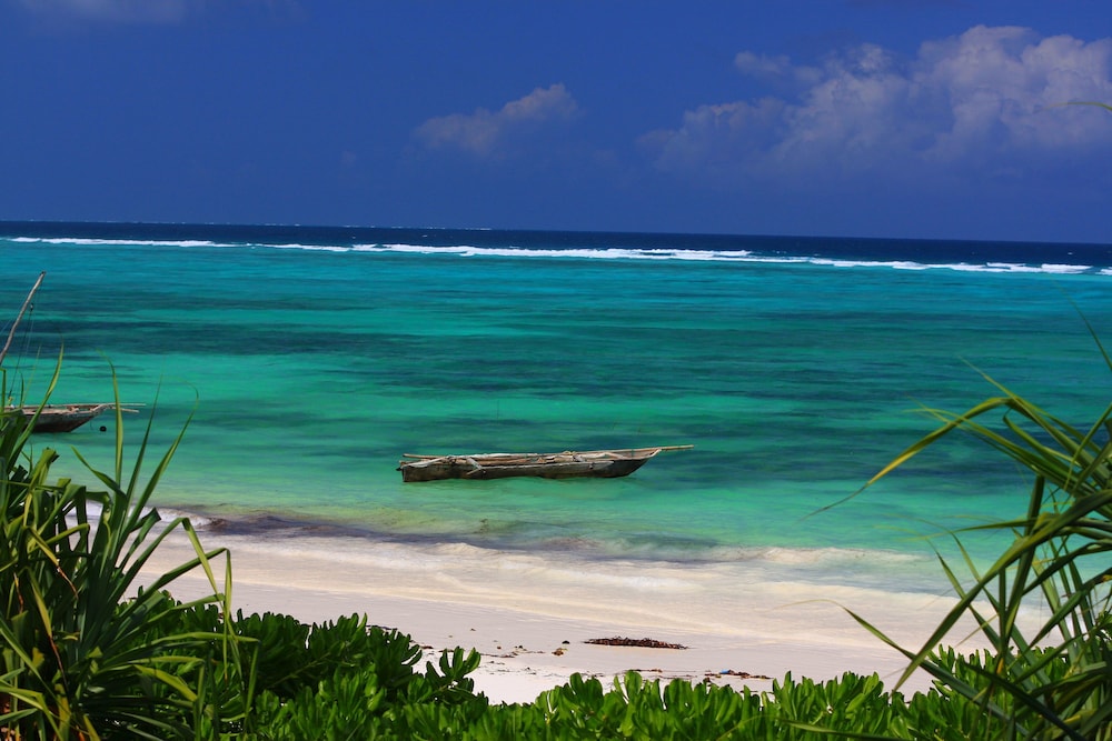 Kena Beach Hotel — Beach in Matemwe (Zanzibar), Zanzibar North