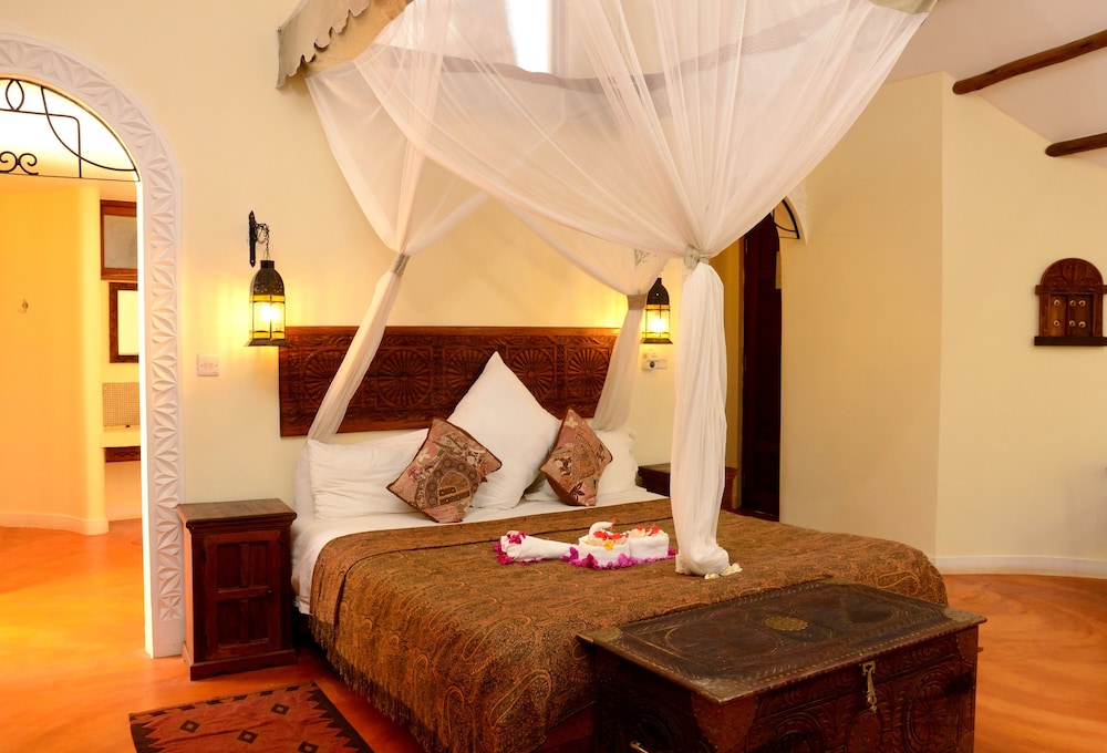 Kena Beach Hotel — Hotel rooms in Matemwe (Zanzibar), Zanzibar North