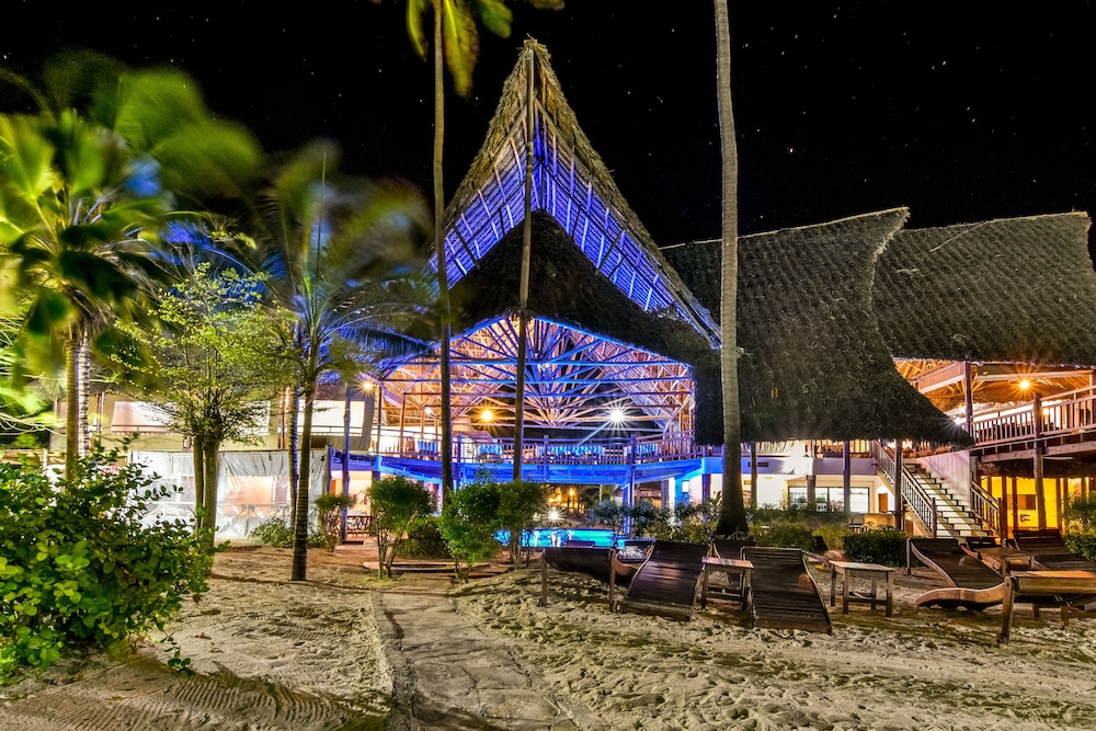 Kena Beach Hotel — Hotel building in Matemwe (Zanzibar), Zanzibar North