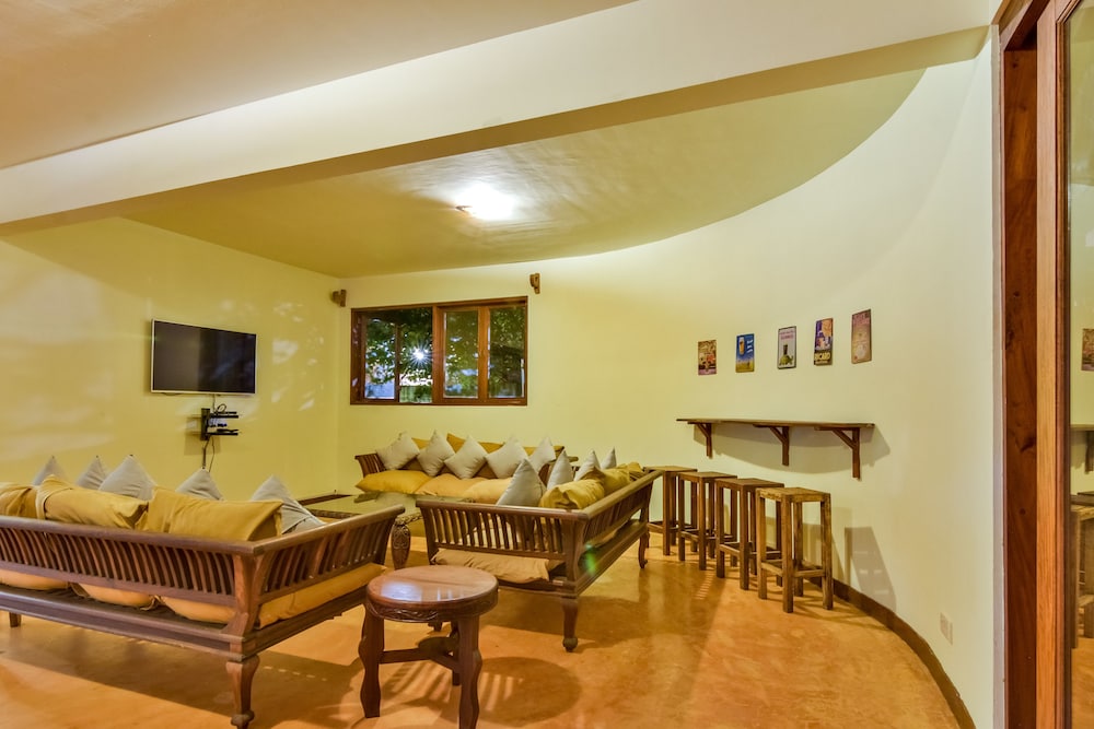 Kena Beach Hotel — Hotel rooms in Matemwe (Zanzibar), Zanzibar North