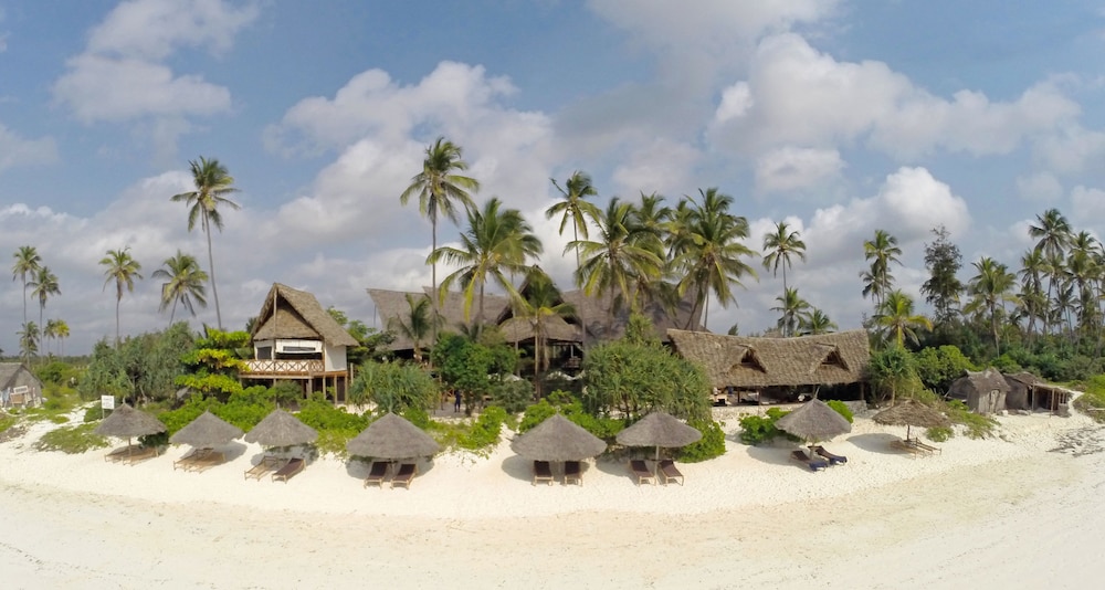 Kena Beach Hotel — Beach in Matemwe (Zanzibar), Zanzibar North
