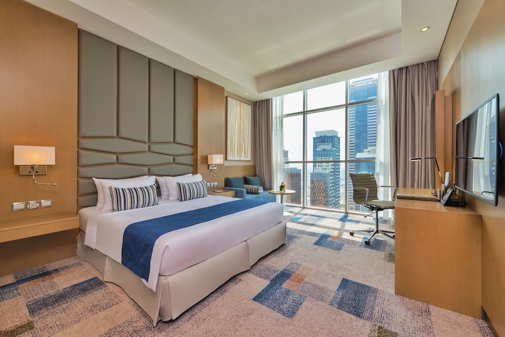 Canal Central Hotel Business Bay — Hotel rooms in Dubai