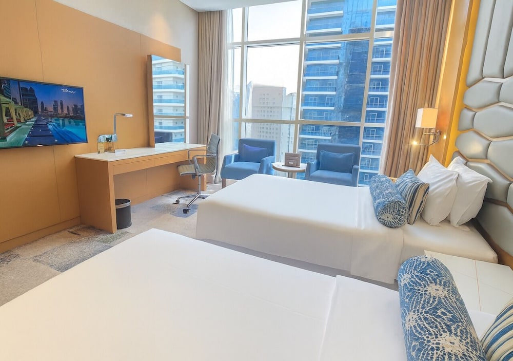Canal Central Hotel Business Bay — Hotel rooms in Dubai
