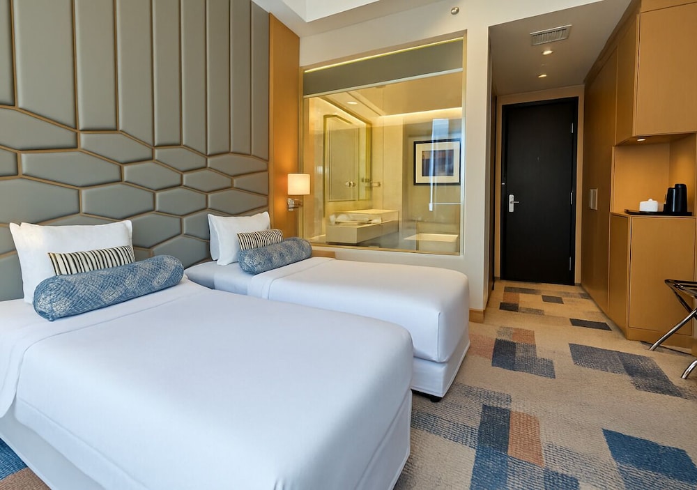 Canal Central Hotel Business Bay — Hotel rooms in Dubai