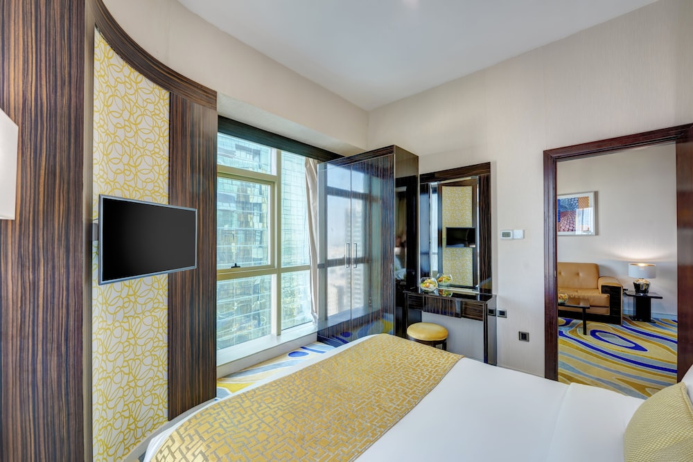 Gevora Hotel — Hotel rooms in Dubai