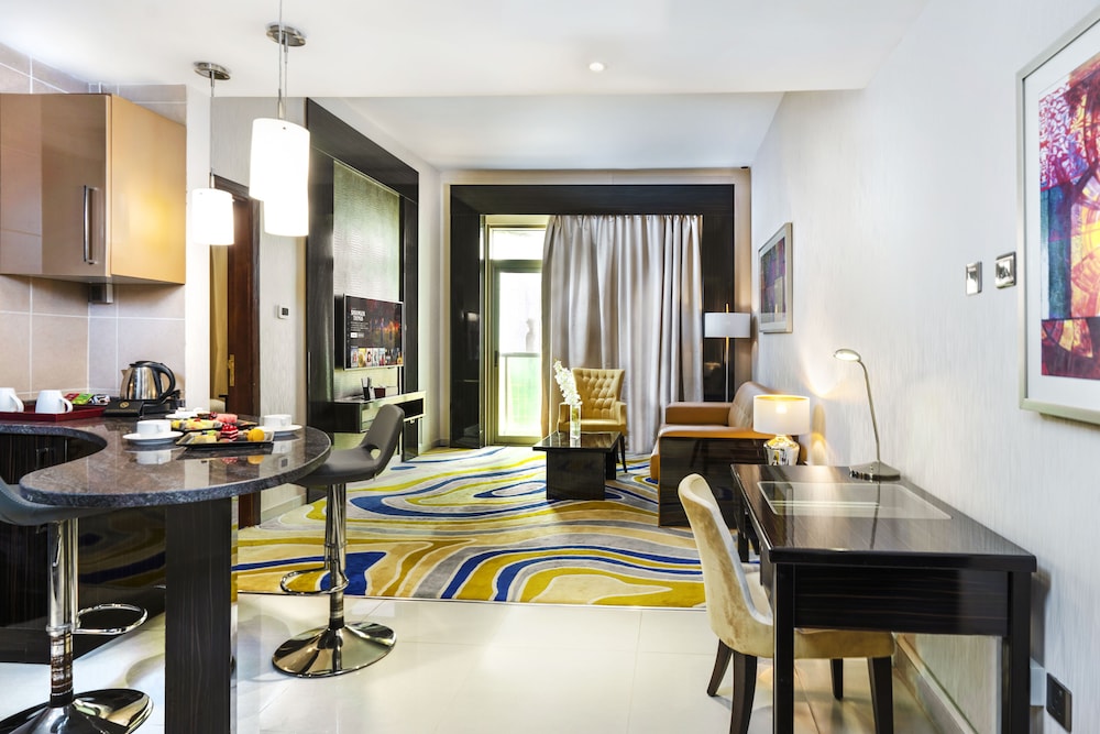 Gevora Hotel — Hotel rooms in Dubai