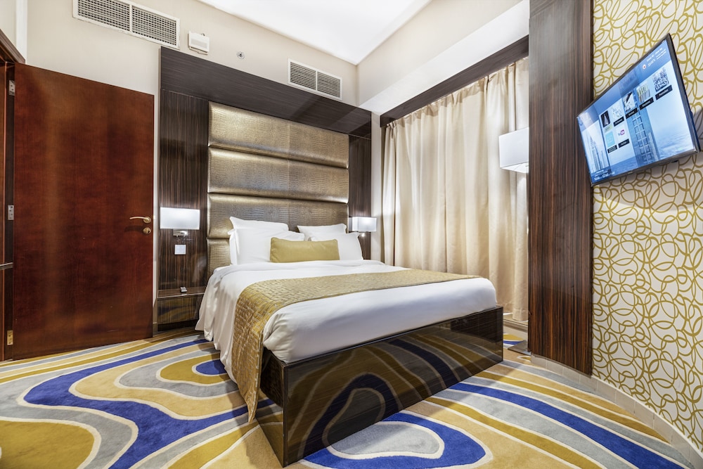 Gevora Hotel — Hotel rooms in Dubai