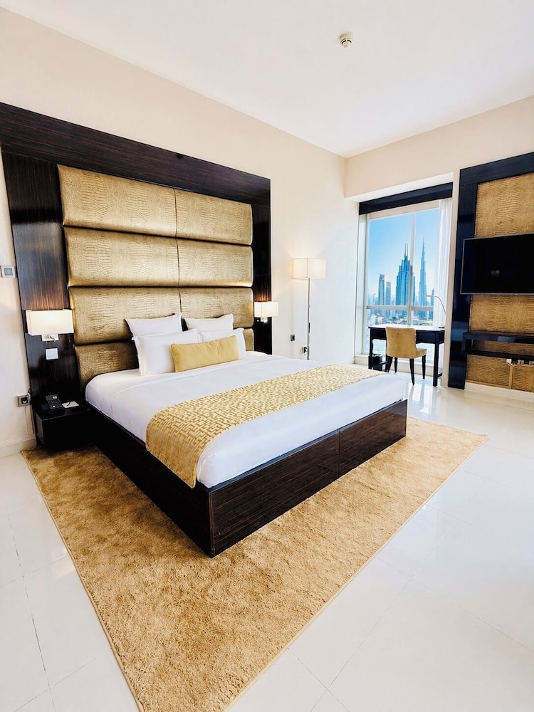 Gevora Hotel — Hotel rooms in Dubai