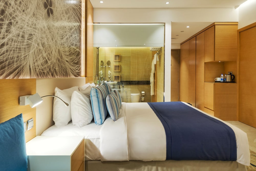 Royal Central Hotel and Resort – The Palm — Hotel rooms in Dubai