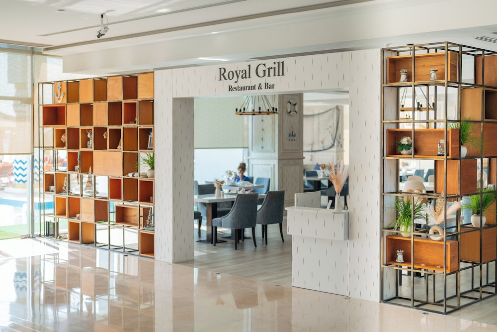 Royal Central Hotel and Resort – The Palm — Restaurant & bars in Dubai