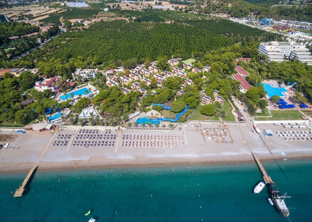 Pirates Beach Club - All Inclusive — Beach in Kemer
