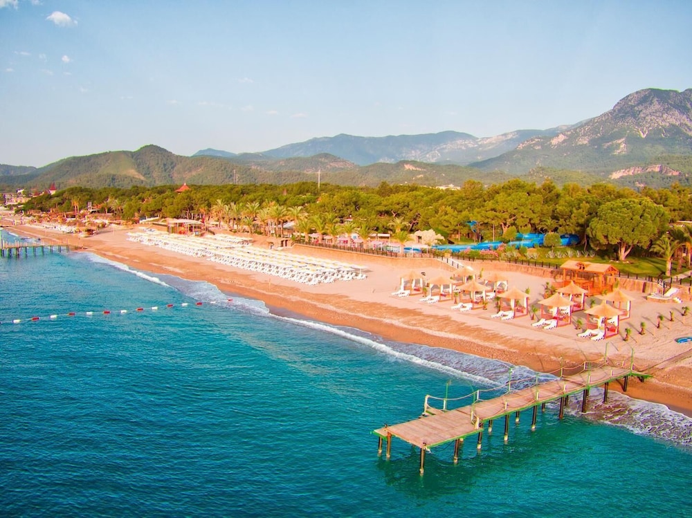 Pirates Beach Club - All Inclusive — Beach in Kemer