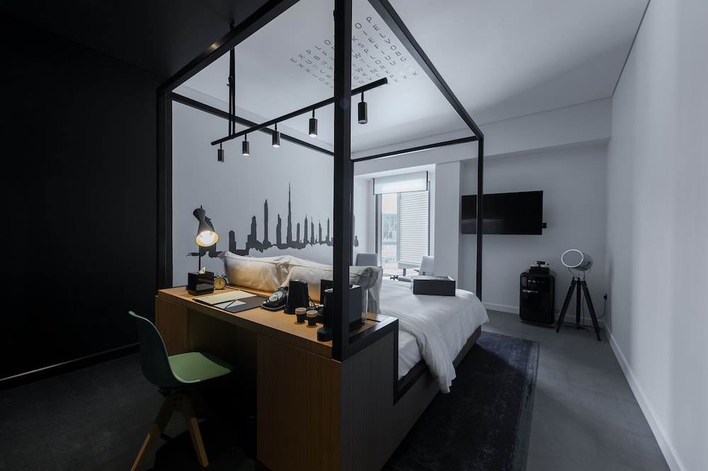 Canopy by Hilton Dubai Al Seef — Hotel rooms in Dubai