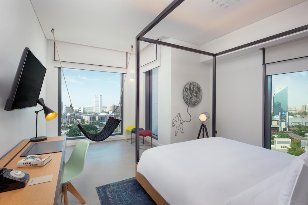 Canopy by Hilton Dubai Al Seef — Hotel rooms in Dubai