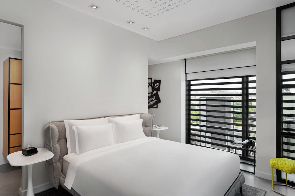 Canopy by Hilton Dubai Al Seef — Hotel rooms in Dubai