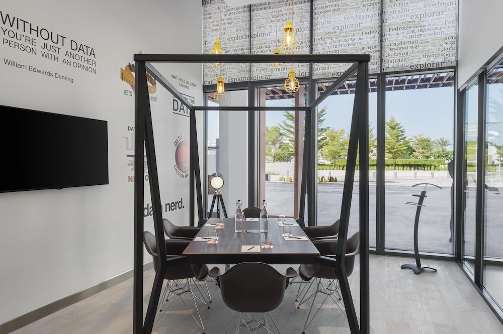 Canopy by Hilton Dubai Al Seef — Restaurant & bars in Dubai
