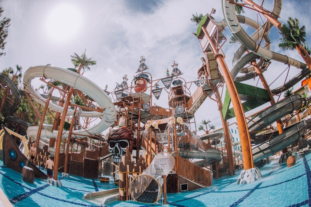 Nirvana Dolce Vita – Ultra All Inclusive — Pool in Kemer