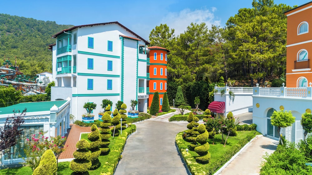 Nirvana Dolce Vita – Ultra All Inclusive — Shared spaces in Kemer