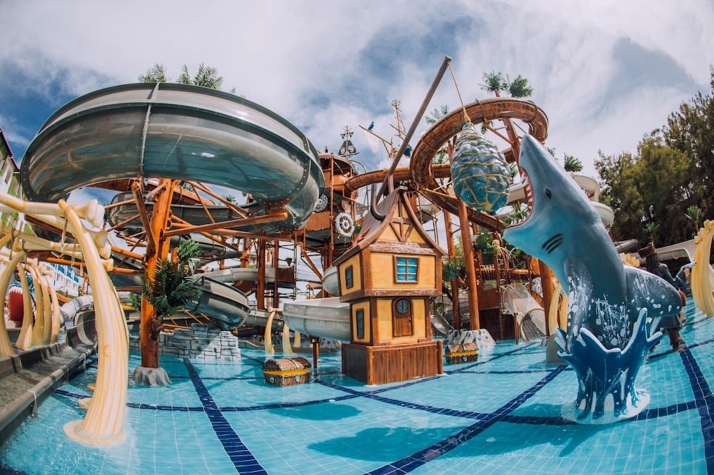 Nirvana Dolce Vita – Ultra All Inclusive — Pool in Kemer
