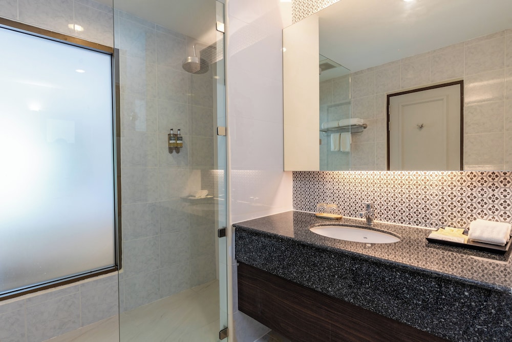 Krabi Tipa Resort — Hotel rooms in Ao Nang, Krabi