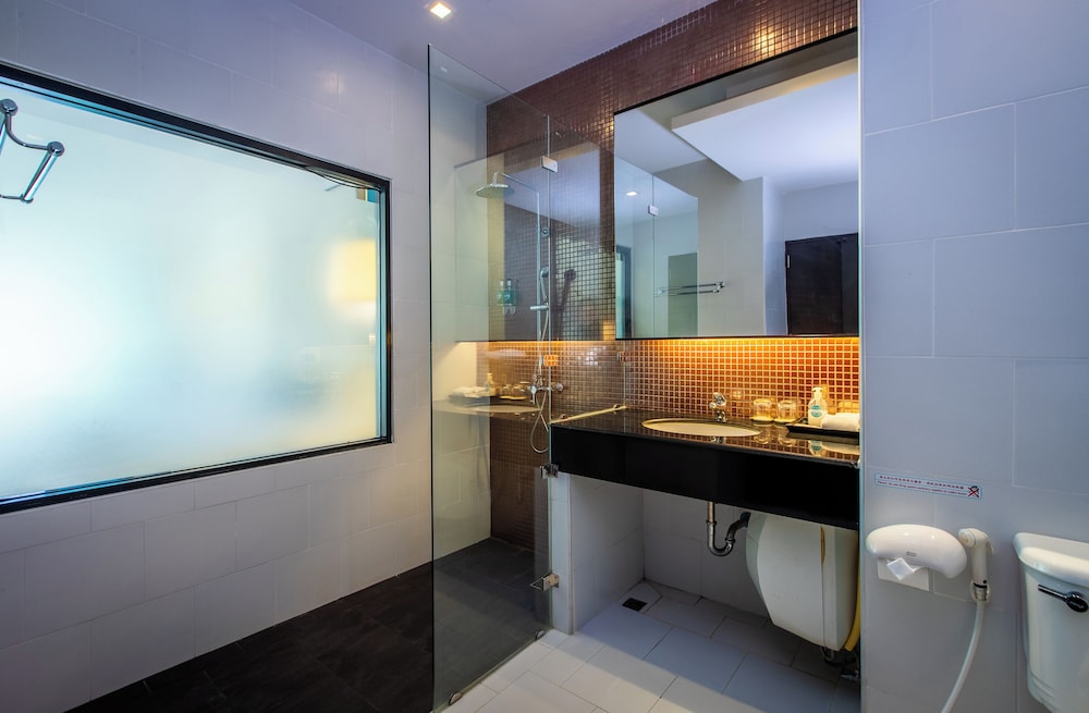 Krabi Tipa Resort — Hotel rooms in Ao Nang, Krabi