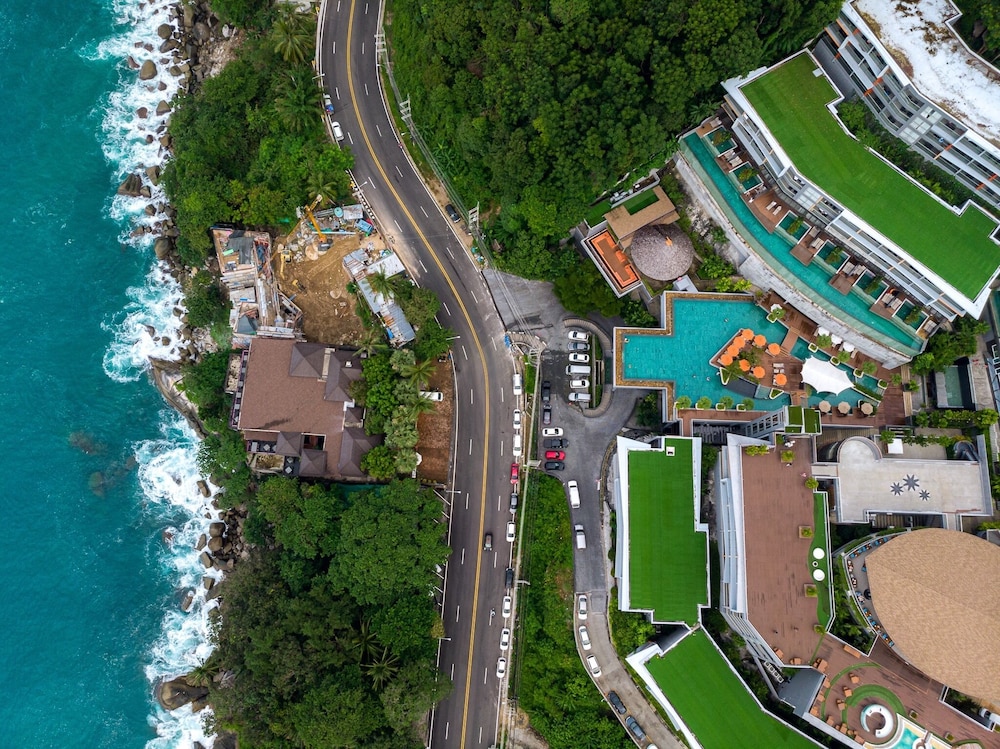 Kalima Resort & Spa, Phuket — Hotel building in Patong Beach, Phuket Province