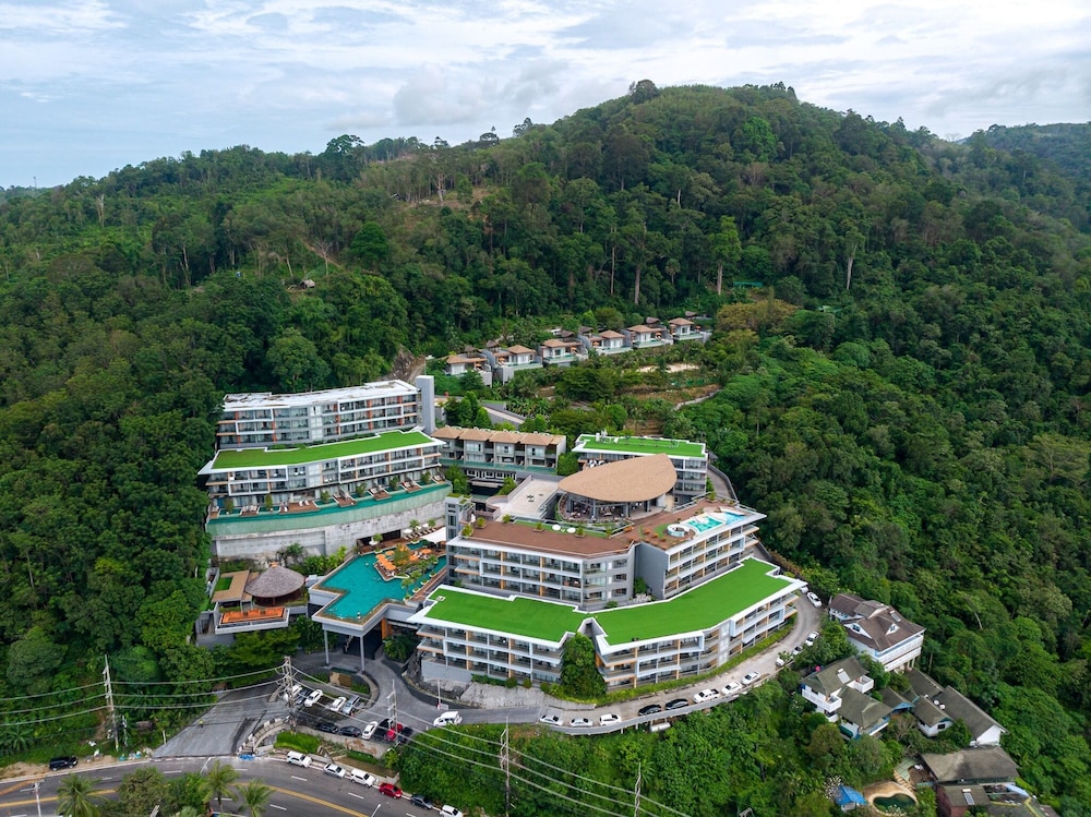 Kalima Resort & Spa, Phuket — Hotel building in Patong Beach, Phuket Province