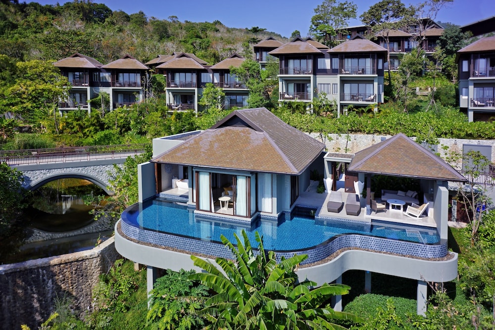 Pullman Phuket Arcadia Naithon Beach — Hotel building in Sa Khu, Phuket Province