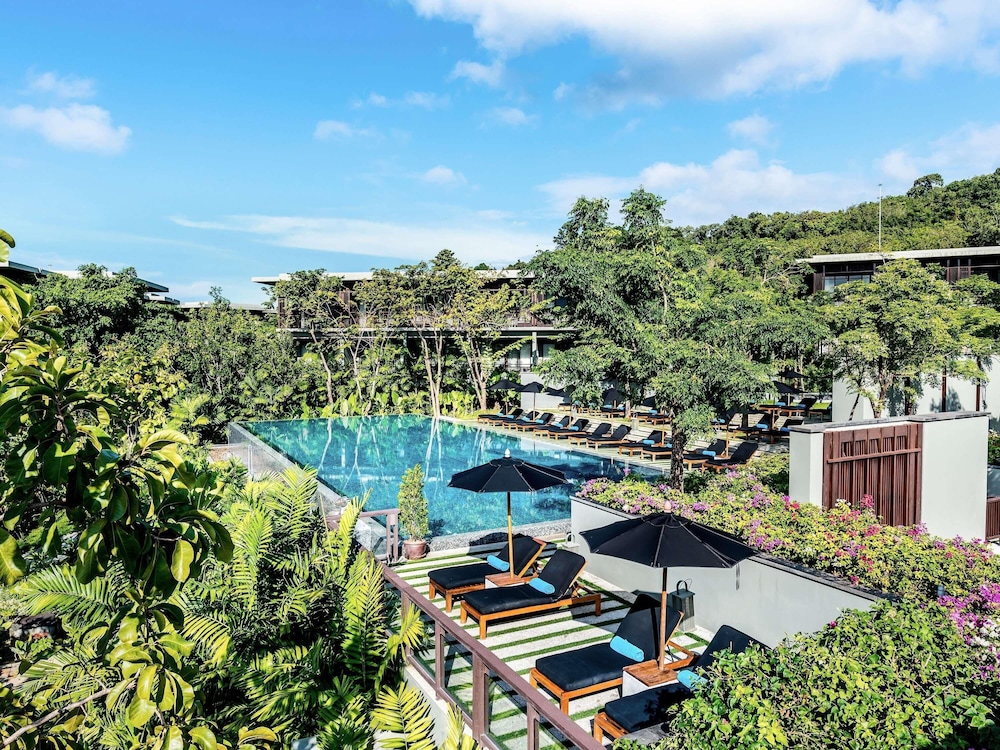 Pullman Phuket Arcadia Naithon Beach — Swimming pool in Sa Khu, Phuket Province