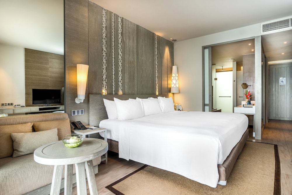 Pullman Phuket Arcadia Naithon Beach — Hotel rooms in Sa Khu, Phuket Province
