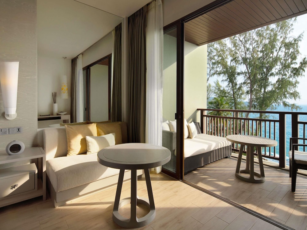 Pullman Phuket Arcadia Naithon Beach — Hotel rooms in Sa Khu, Phuket Province