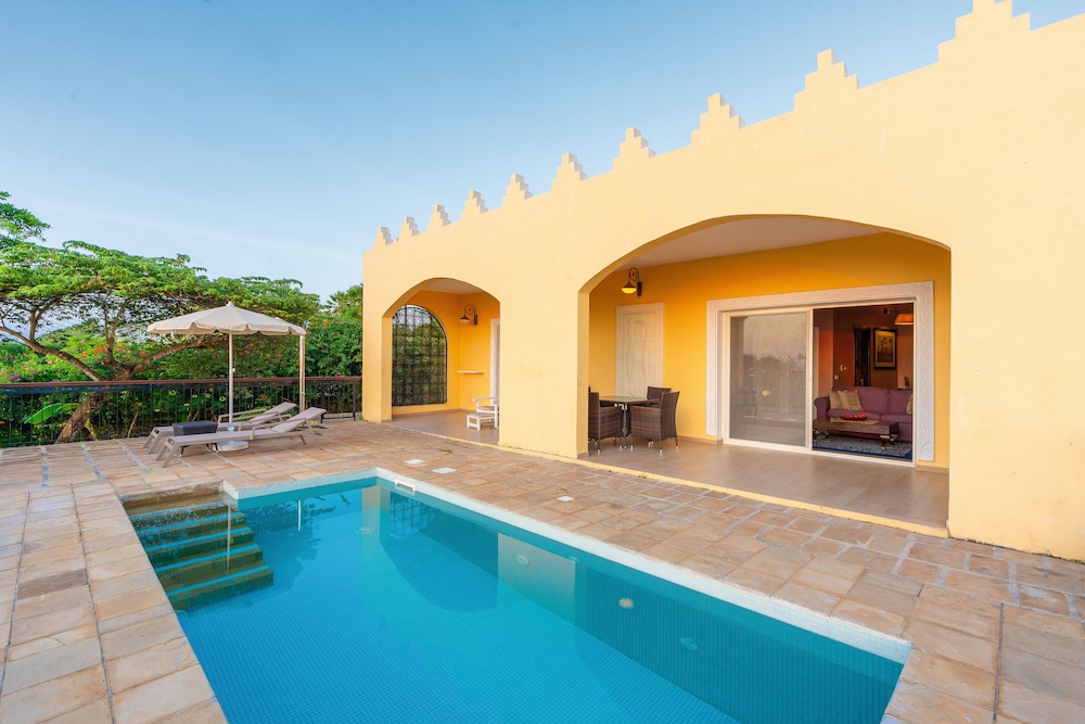 Hotel Riu Palace Zanzibar - All Inclusive — Swimming pool in Nungwi, Zanzibar North