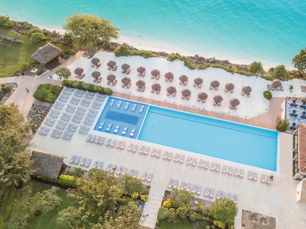Hotel Riu Palace Zanzibar - All Inclusive — Swimming pool in Nungwi, Zanzibar North