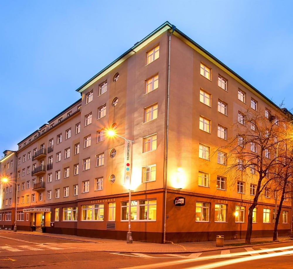 COLORFACTORY SPA Hotel — Hotel building in Prague, Prague