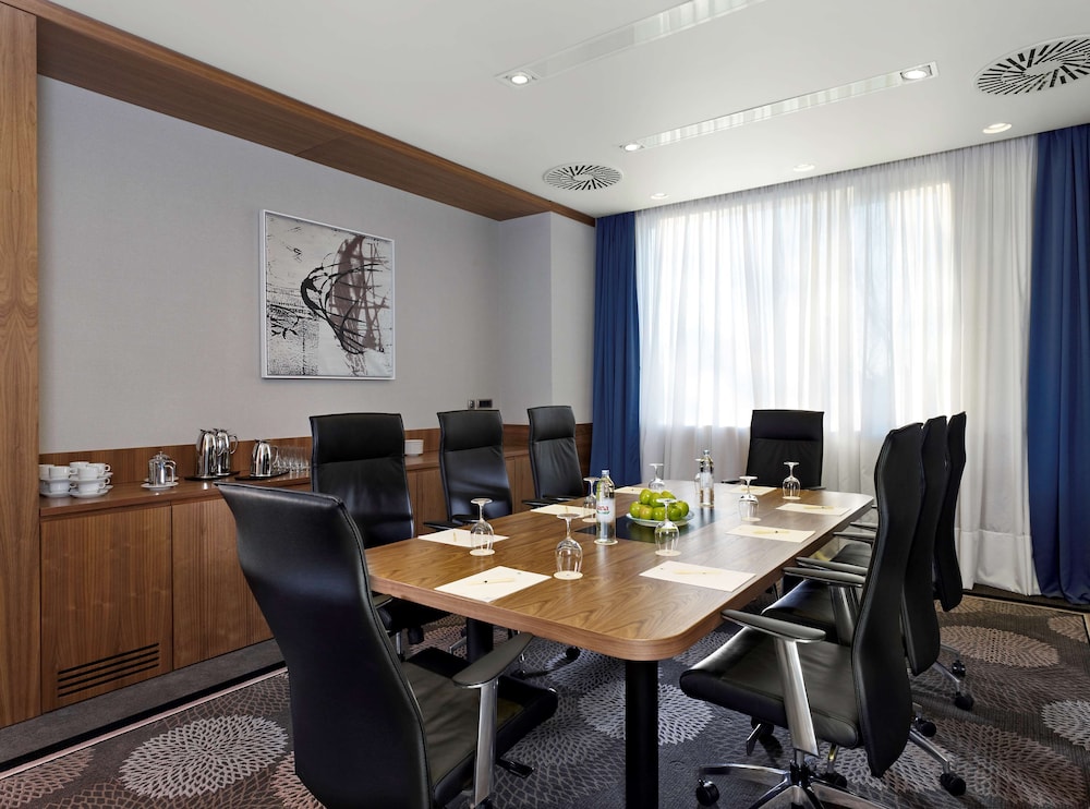 DoubleTree by Hilton Zagreb — Hotel building in Zagreb, Zagreb (city)