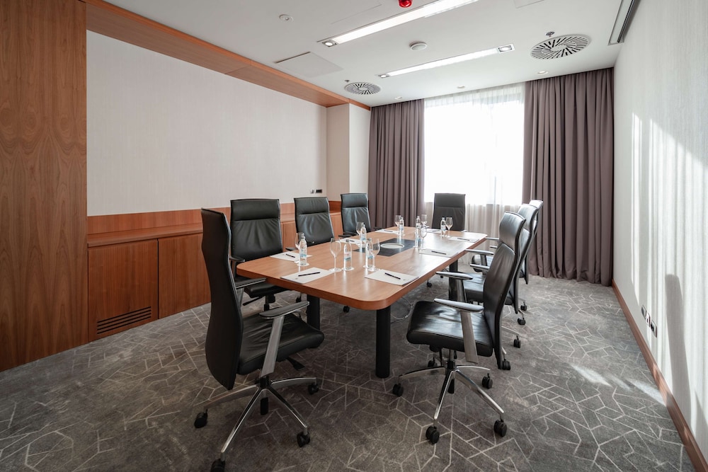 DoubleTree by Hilton Zagreb — Hotel building in Zagreb, Zagreb (city)