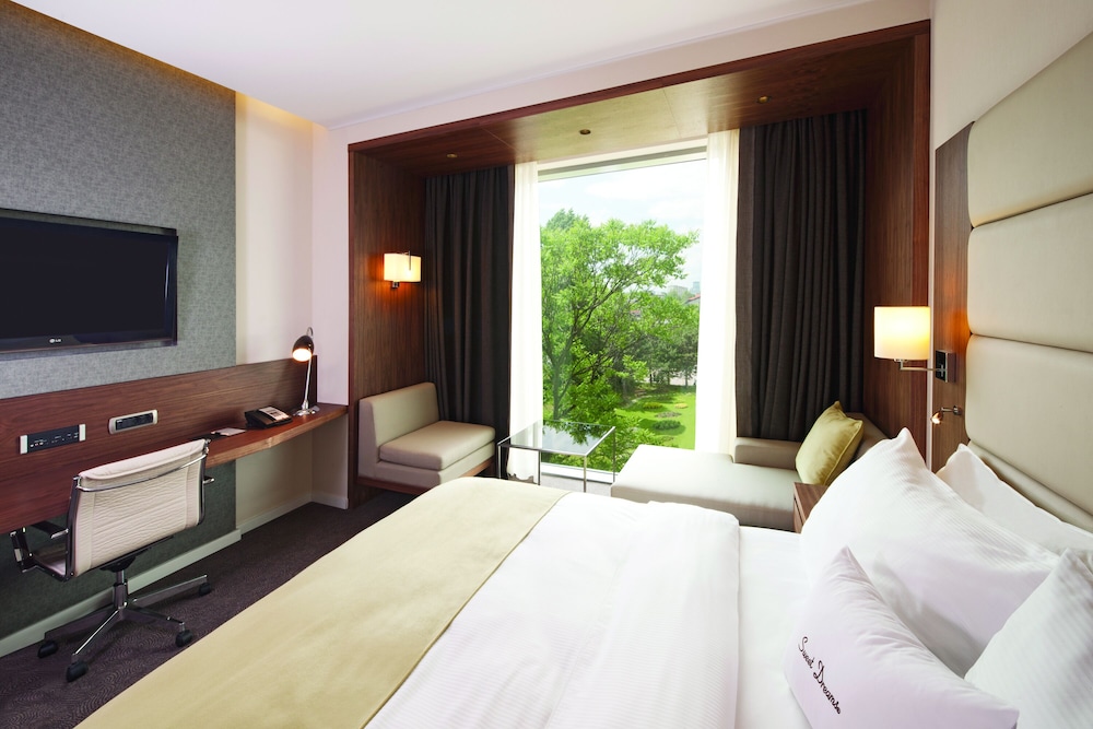 DoubleTree by Hilton Zagreb — Hotel rooms in Zagreb, Zagreb (city)