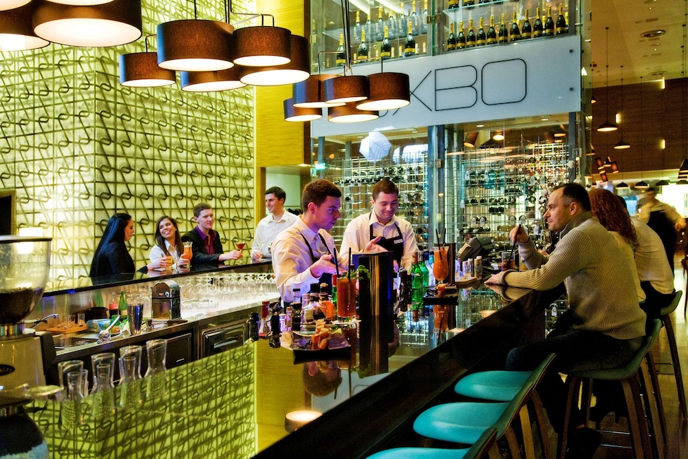 DoubleTree by Hilton Zagreb — Restaurant & bars in Zagreb, Zagreb (city)