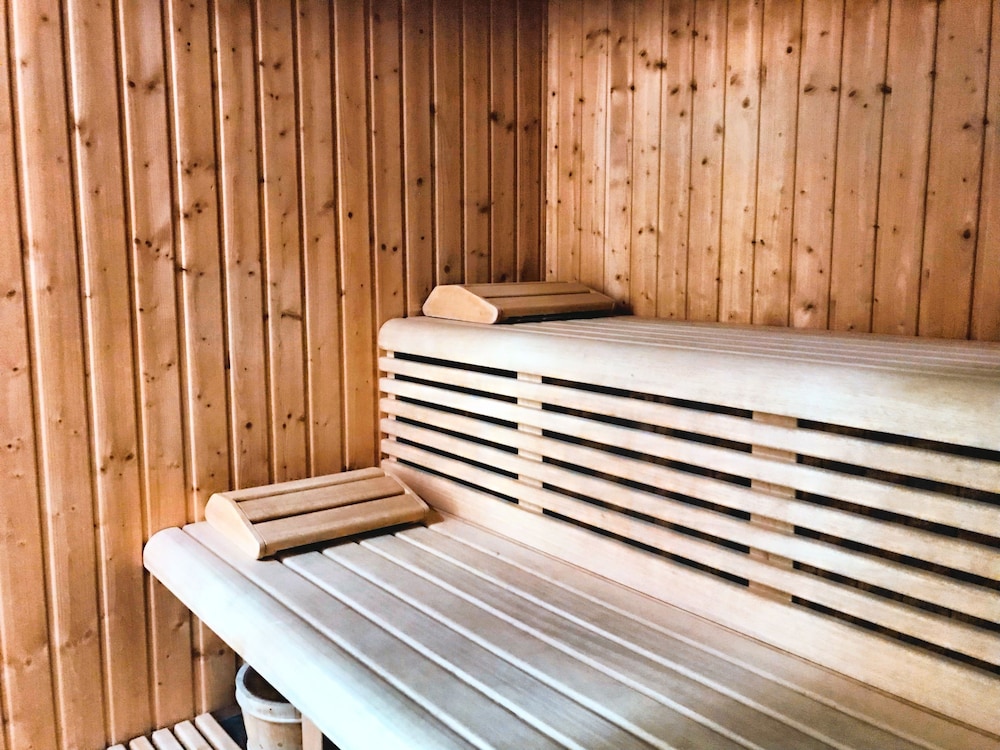 DoubleTree by Hilton Zagreb — Spa in Zagreb, Zagreb (city)
