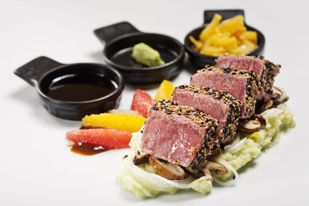 DoubleTree by Hilton Zagreb — Restaurant & bars in Zagreb, Zagreb (city)