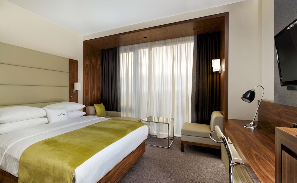 DoubleTree by Hilton Zagreb — Hotel rooms in Zagreb, Zagreb (city)