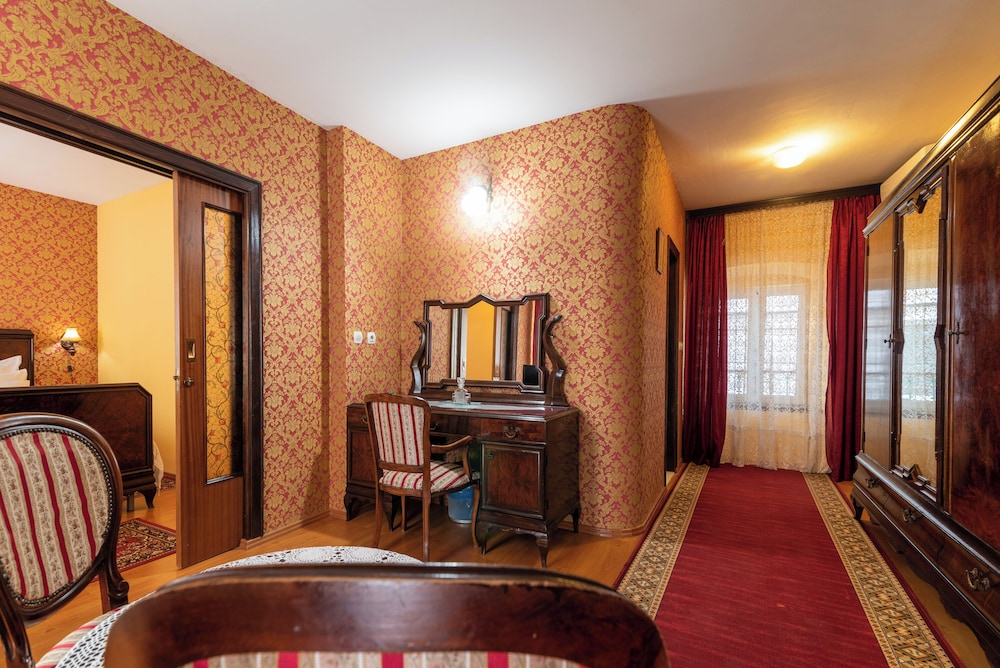 Hotel Pasike — Hotel rooms in Trogir, Split-Dalmatia