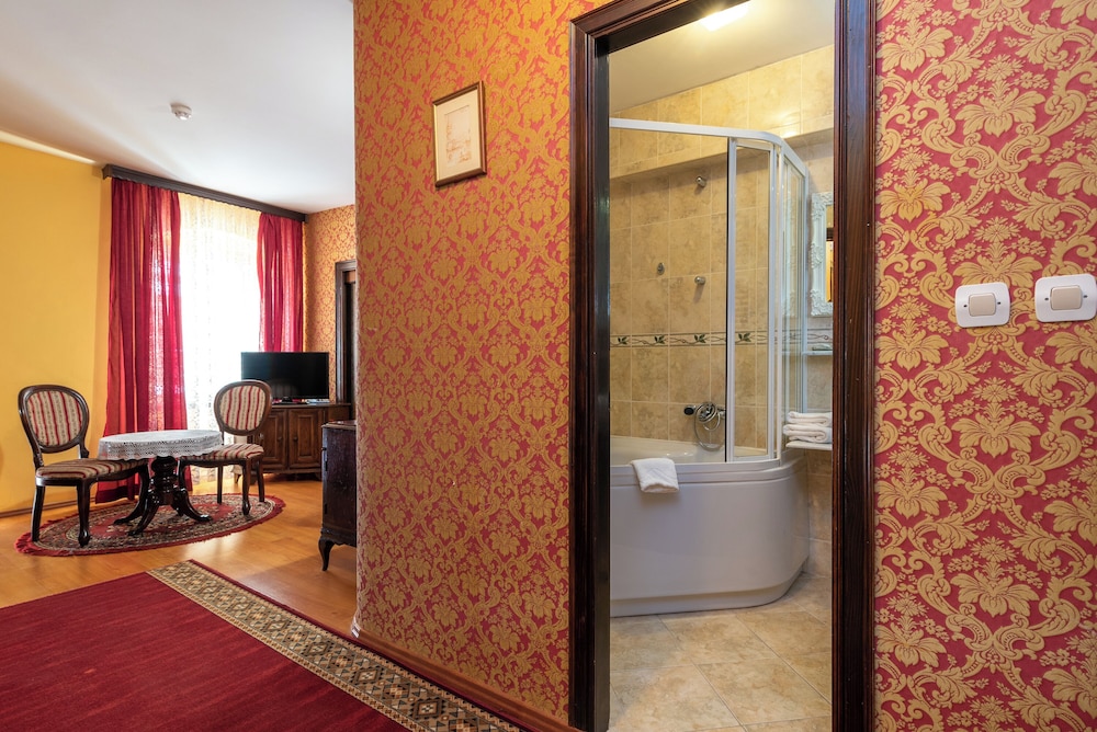 Hotel Pasike — Hotel rooms in Trogir, Split-Dalmatia