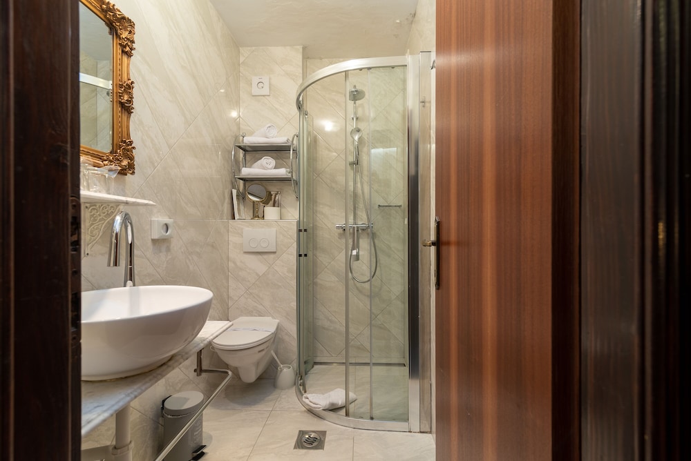 Hotel Pasike — Hotel rooms in Trogir, Split-Dalmatia
