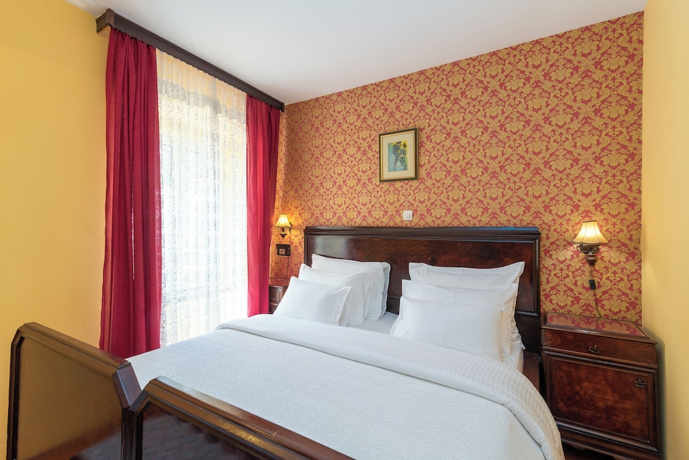 Hotel Pasike — Hotel rooms in Trogir, Split-Dalmatia