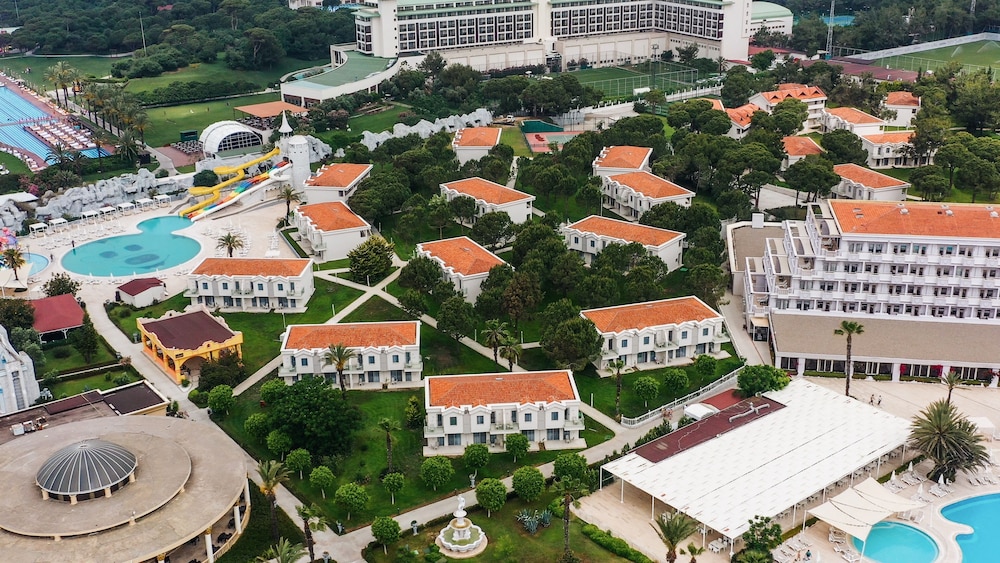 Selectum Noa Belek (Ex. Cesar's Temple De Luxe) - All inclusive — Hotel building in Belek