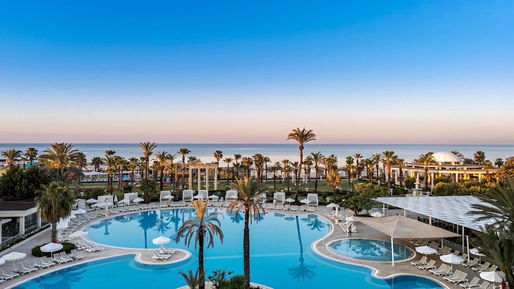 Selectum Noa Belek (Ex. Cesar's Temple De Luxe) - All inclusive — Swimming pool in Belek