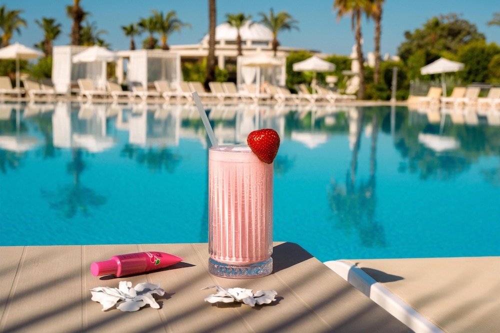 Selectum Noa Belek (Ex. Cesar's Temple De Luxe) - All inclusive — Swimming pool in Belek